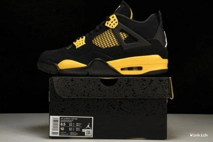 4 JORDAN THUNDER RETRO AIR DH6927-017 0719